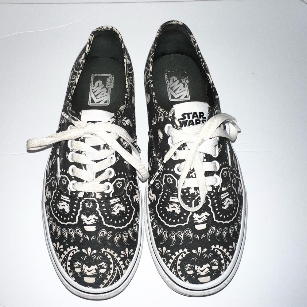 Vans Authentic Star Wars Stormtrooper Bandana Sneakers